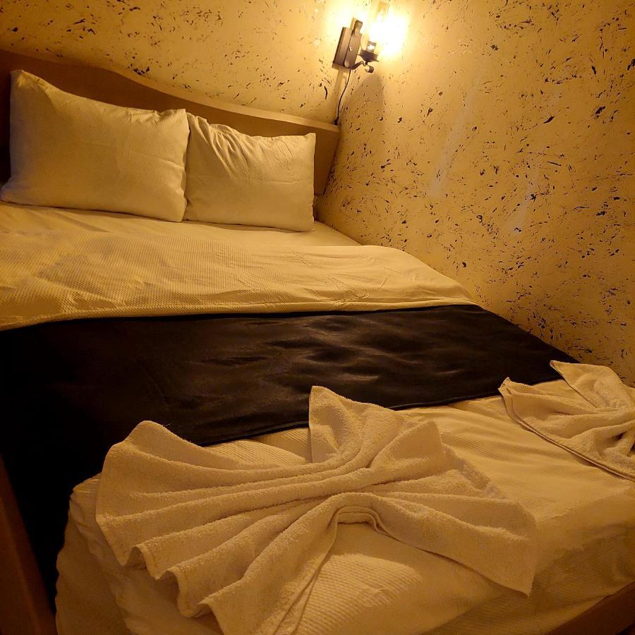 Hotel In Time Призрен Экстерьер фото
