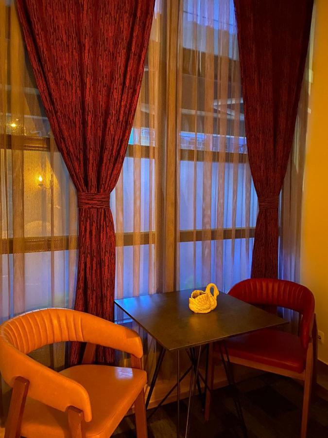 Hotel In Time Призрен Экстерьер фото
