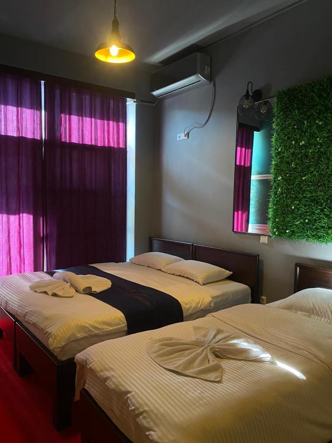 Hotel In Time Призрен Номер фото