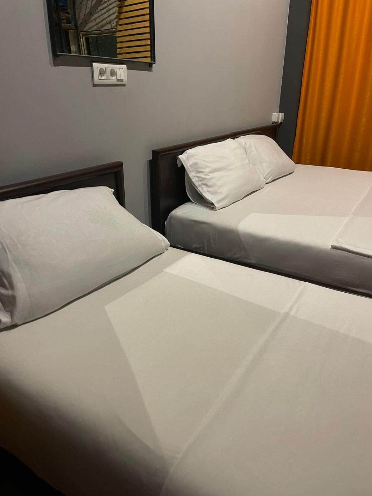 Hotel In Time Призрен Экстерьер фото