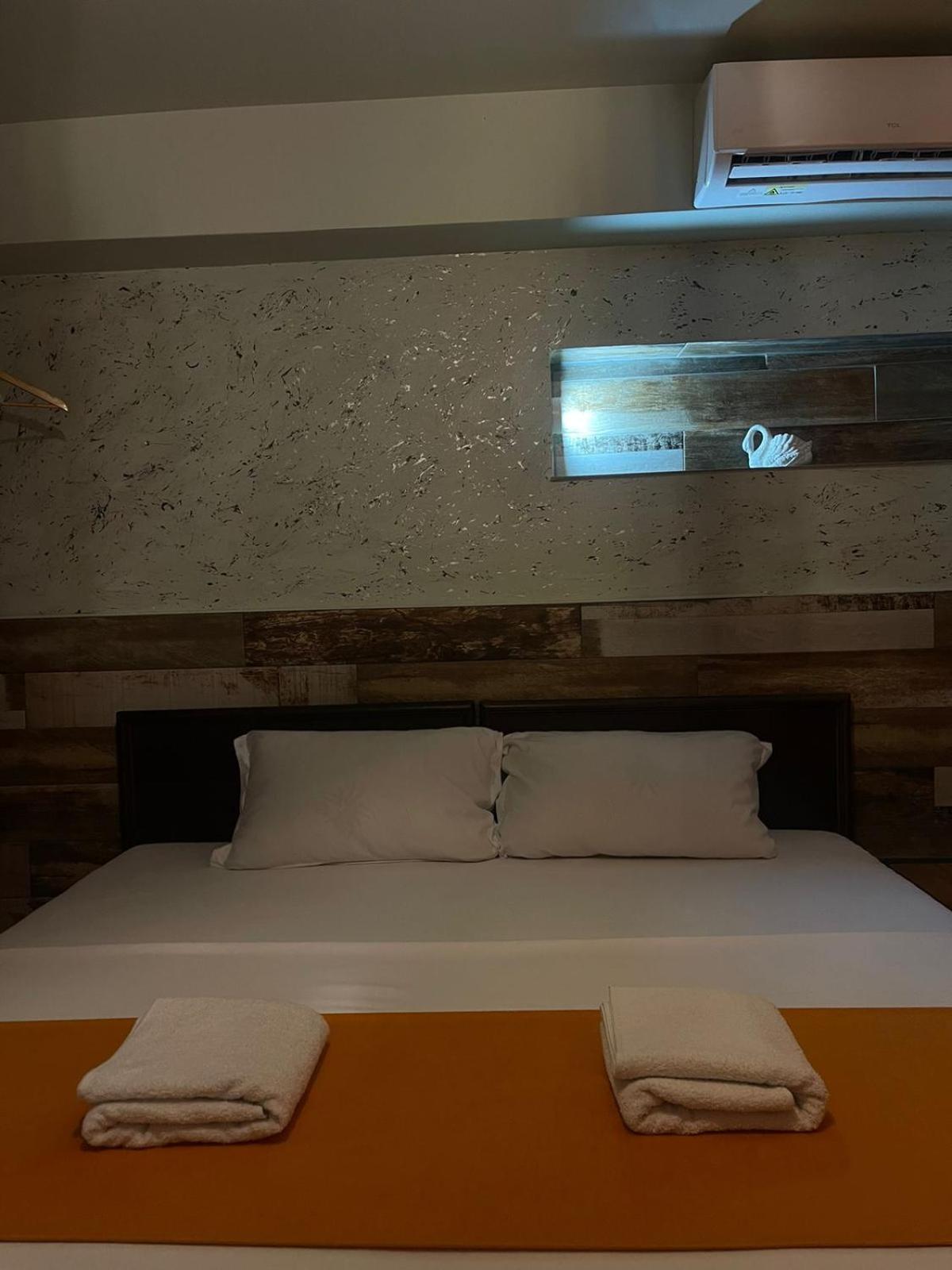Hotel In Time Призрен Экстерьер фото