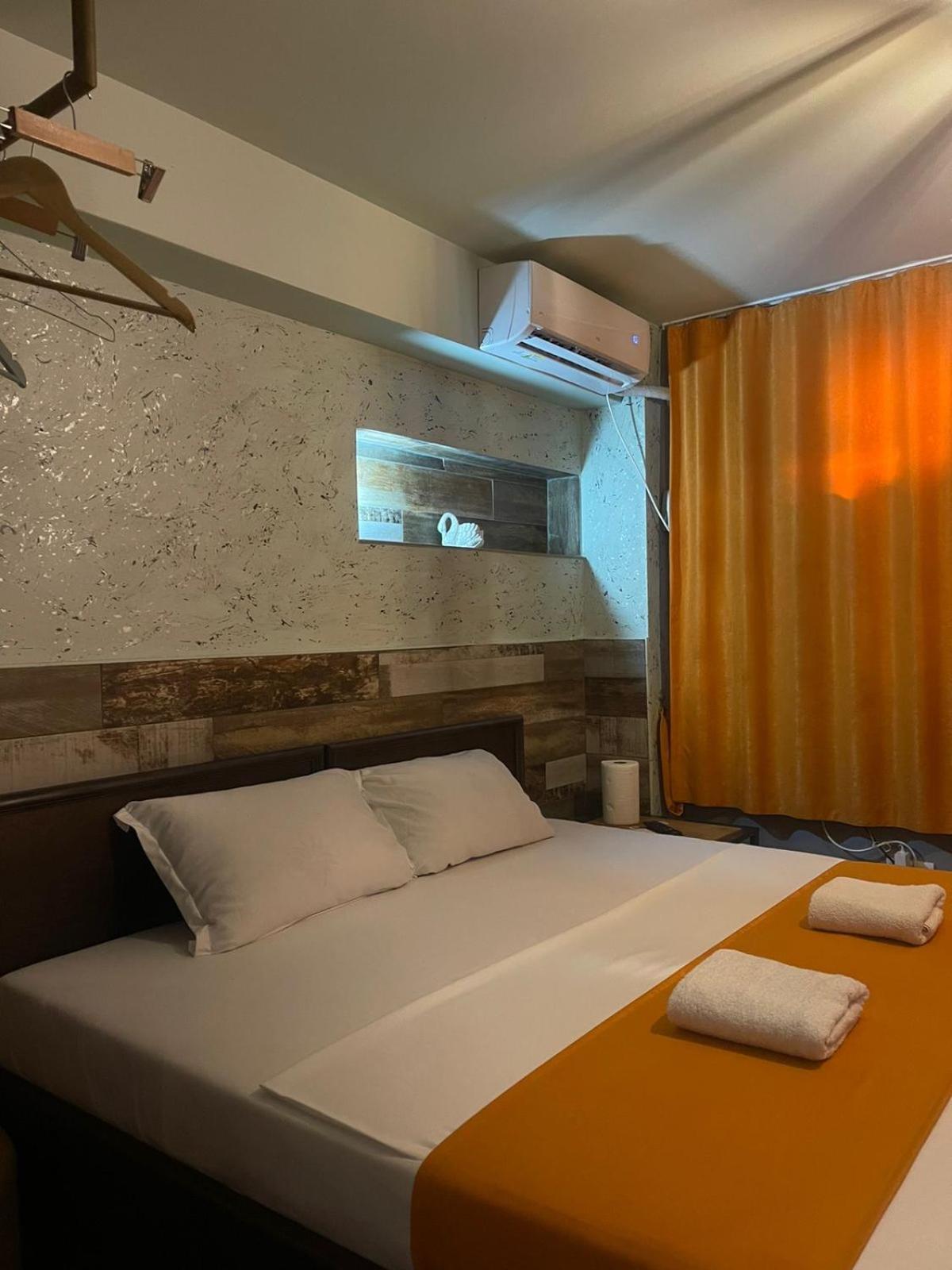 Hotel In Time Призрен Экстерьер фото
