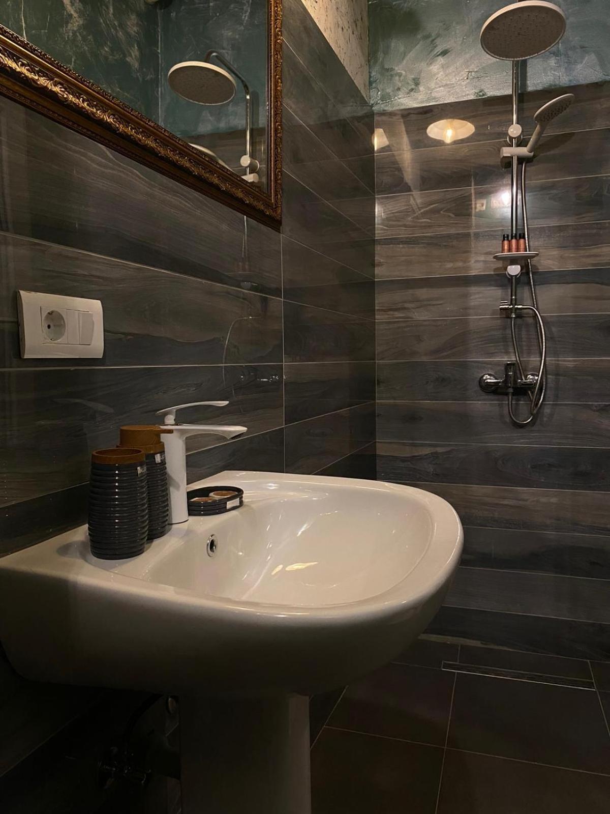 Hotel In Time Призрен Номер фото